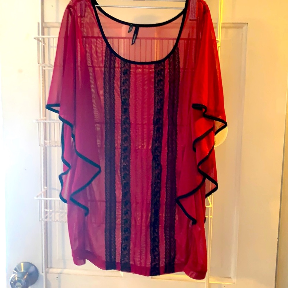 Maroon maurices top 🖤
